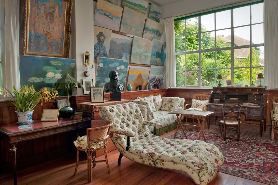 Paris: Giverny & Versailles Small Group or Private Tour - Versailles State Apartments and Hall of Mirrors: the rooms that do the talking
