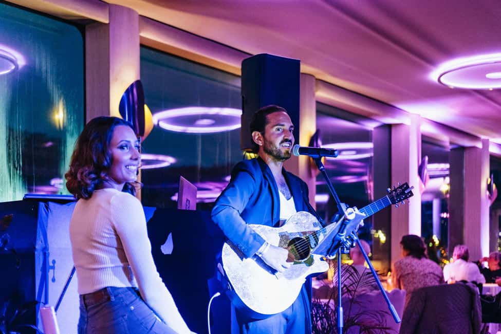 Paris: Gourmet Dinner Cruise on Seine River with Live Music - Diamant Bleu: a floating dinner club on the Seine