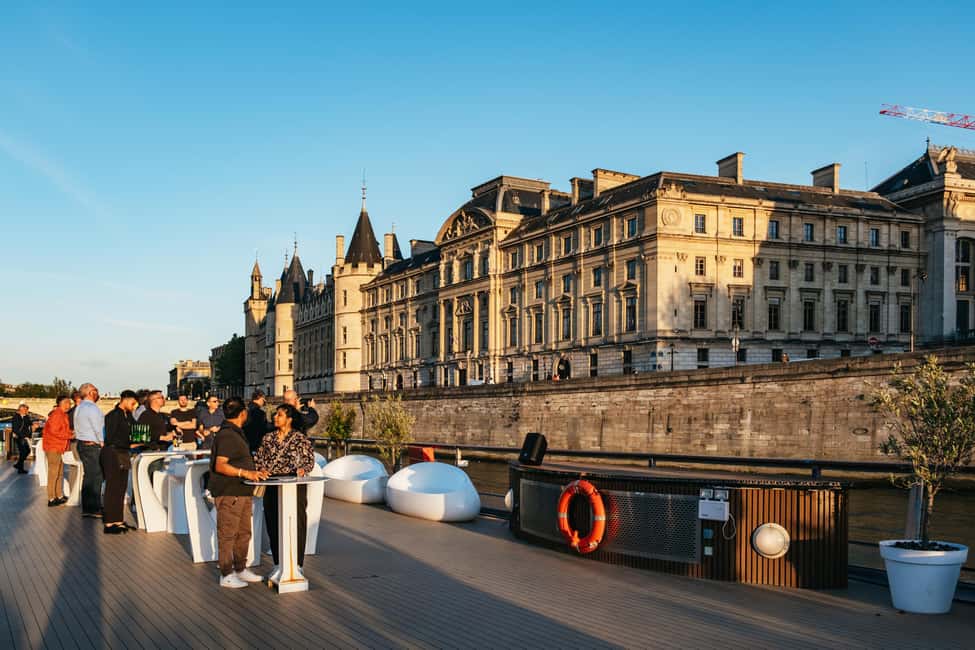 Paris: Gourmet Dinner Cruise on Seine River with Live Music - Value check: why $69 can feel fair for Paris at night