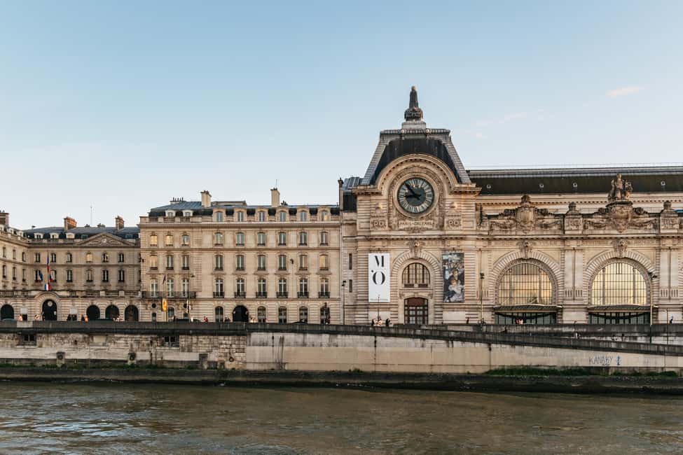 Paris: Gourmet Dinner Cruise on Seine River with Live Music - Who should book this Seine dinner cruise (and who should skip it)