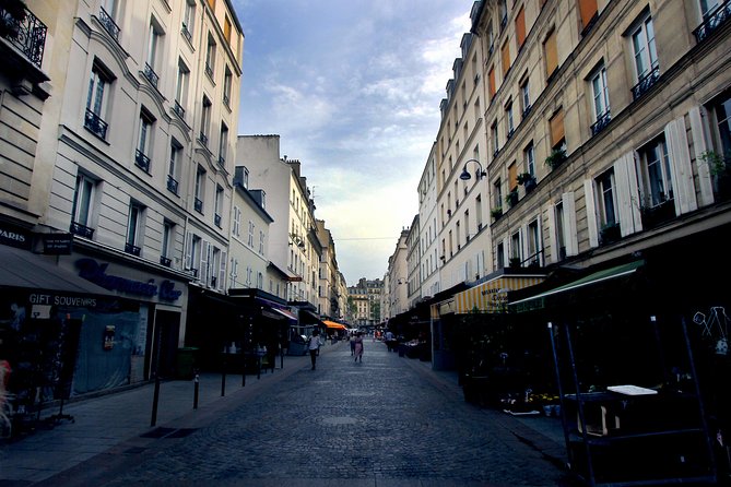 Paris Gourmet French Delicacies Food Tour in Eiffel Tower Area - Rue Cler and the art of choosing the right shop