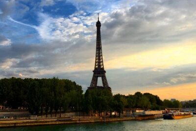 Paris Gourmet French Delicacies Food Tour in Eiffel Tower Area - Cheese, meats, breads, and pastries on one route