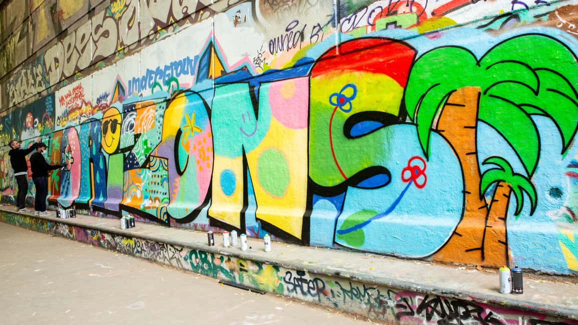 Paris: Graffiti and Street Art Workshop - Key things you’ll notice right away