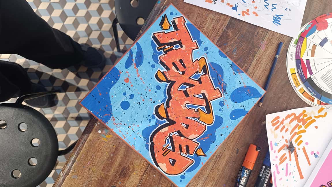 Paris: Graffiti on Canvas Workshop at an Art Studio - Taking Your Canvas Home