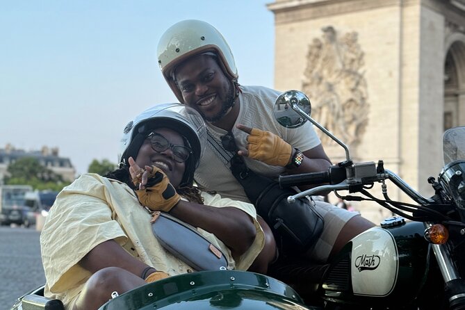 Paris: Guided Side Car Tour on the Left Bank - Champs-Élysées and the Arc de Triomphe