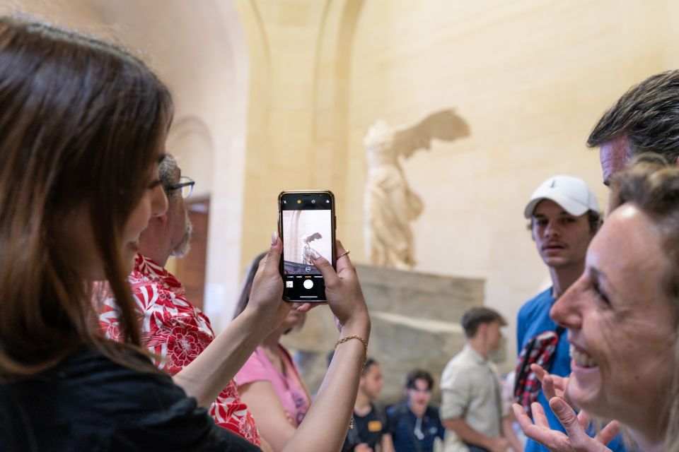 Paris: Guided Tour of the Must-Sees of the Louvre Museum - The 90-minute Louvre highlights route: what you’ll actually get