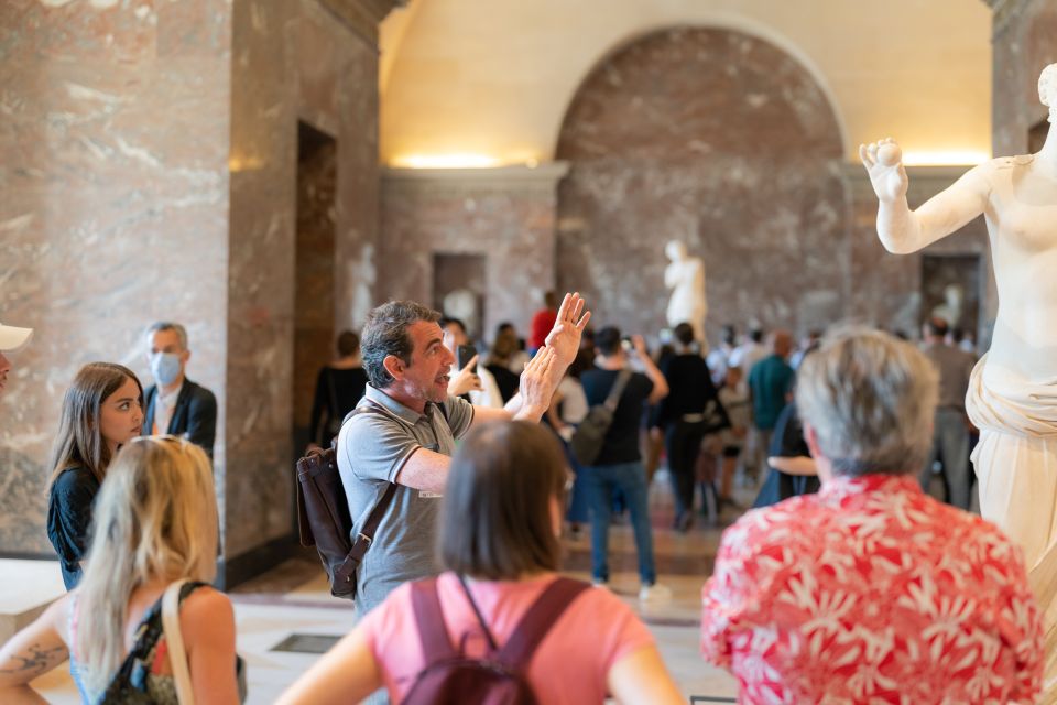 Paris: Guided Tour of the Must-Sees of the Louvre Museum - Mona Lisa, Venus de Milo, and Winged Victory: why these names keep winning