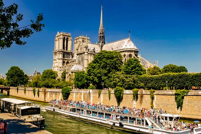 Paris Half Day Tour & Cruise, Private Guide & Louvre Entrance - The Louvre gives this half-day tour its backbone