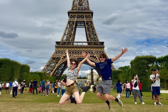 Paris Highlights: Half Day Private Walking Tour - Louvre orientation: more than a photo stop