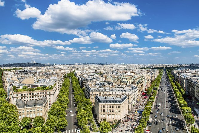 Paris Highlights Immersive Coach Tour - Champs-Elysees to Arc de Triomphe: classic Paris in fast-forward