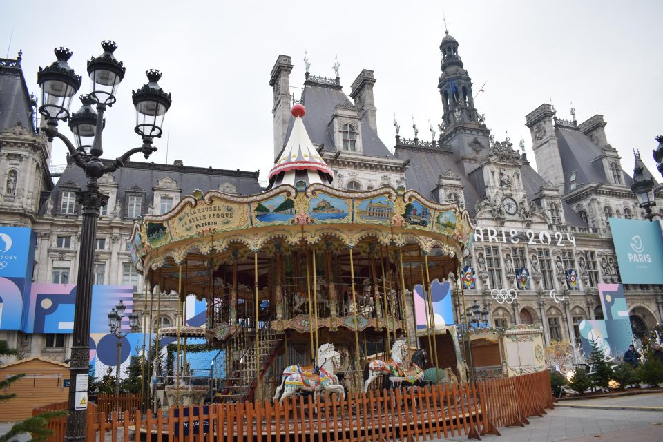 Paris : Highlights of Parisians' Paris guided tour - Place Vendôme and the polished face of Paris