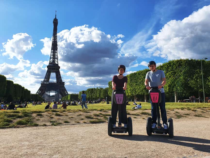 Paris Highlights Segway Tour - Ecole Militaire: first photo stop, first taste of monument Paris
