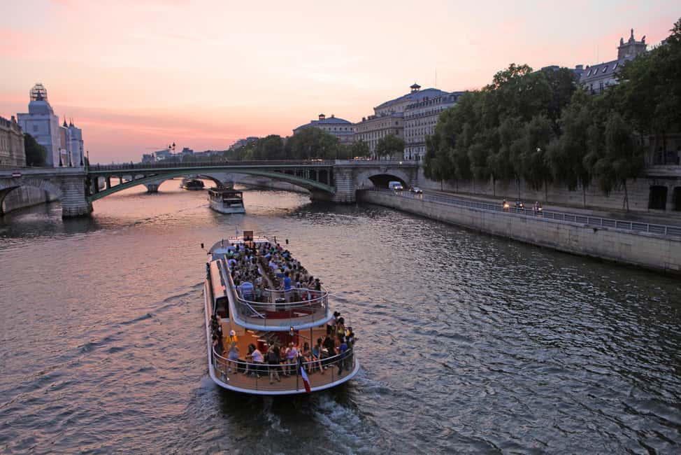 Paris: Hop-on Hop-off Bus Tour & Seine Cruise Bundle Tour - How the Blue Line builds your perfect first-day route