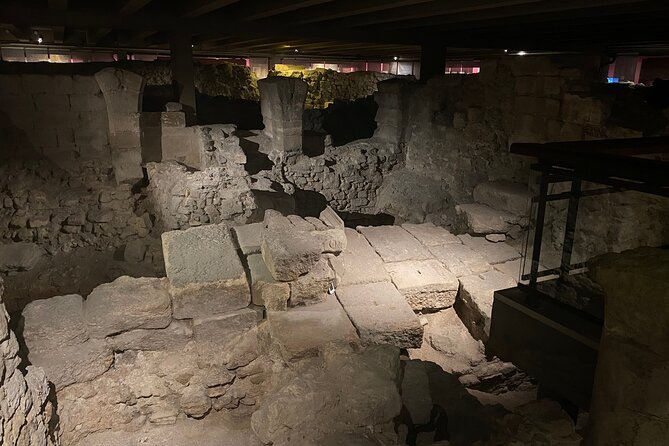 Paris Île de la Cité and Notre-Dame Walking Tour With Crypt - Price and Value: Is $48.37 Worth It?