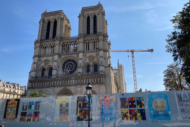 Paris Île de la Cité and Notre-Dame Walking Tour With Crypt - Group Size, Comfort, and Audio Reality Checks