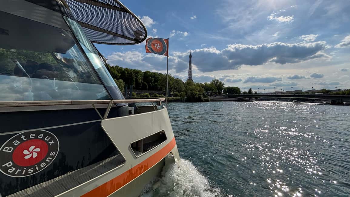 Paris: Illuminations River Cruise with Audio Commentary - Les Invalides and the Left Bank Vibe