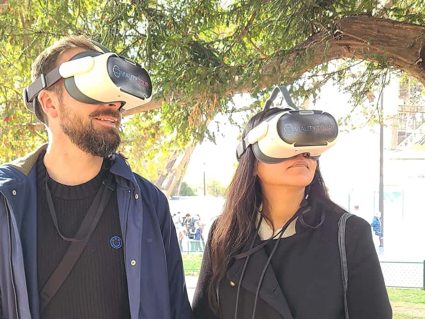 Paris : Immersive Eiffel Tower tour with virtual reality - Into 1889: the Eiffel Tower’s first world-stage introduction