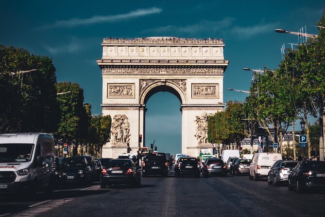 Paris in a Day: Customizable Private Tour with Van Option - Notre Dame and the end near the Louvre