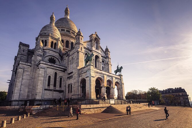 Paris in a Day: Louvre or Orsay, Eiffel Tower, City Walk & Cruise - Montmartre Funicular to Sacré-Cœur: quick views with fewer legs