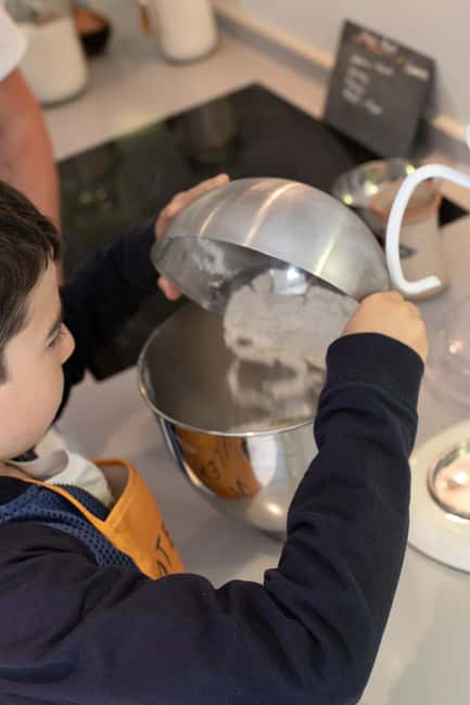 Paris: Kids in the Kitchen - Croissant - Inside a Parisian apartment