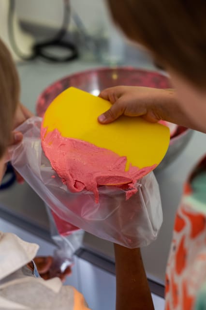Paris: Kids in the Kitchen - Macaron - The fifth-floor apartment setting