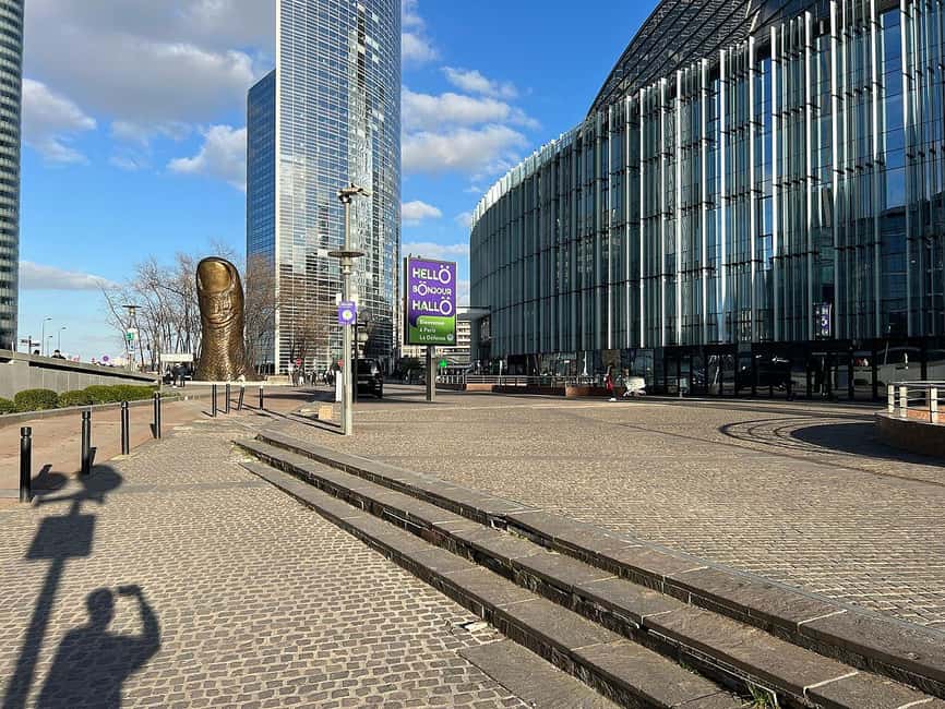 Paris: La Défense Modern District Walking Tour - Should you book the La Défense tour?