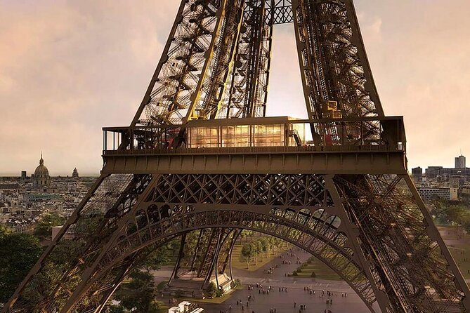 Paris Late Lunch at Eiffel Tower's Madame Brasserie Restaurant - Elevator access to the first floor: worth it, but don’t ignore the wait