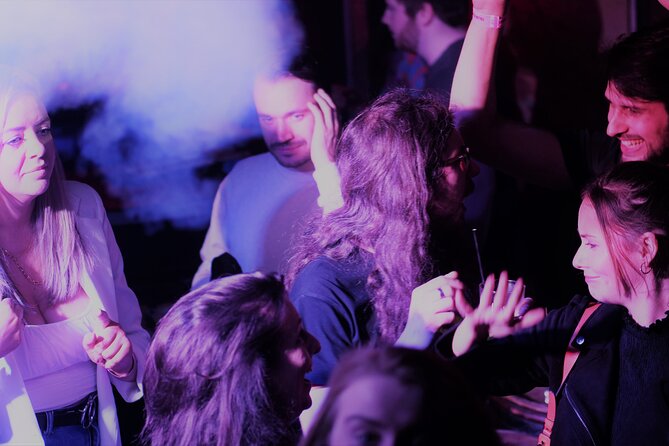 Paris Latin Quarter Pub Crawl Bars and Clubs - Starting At Rue de la Huchette: Finding Your Red-Jacket Guide