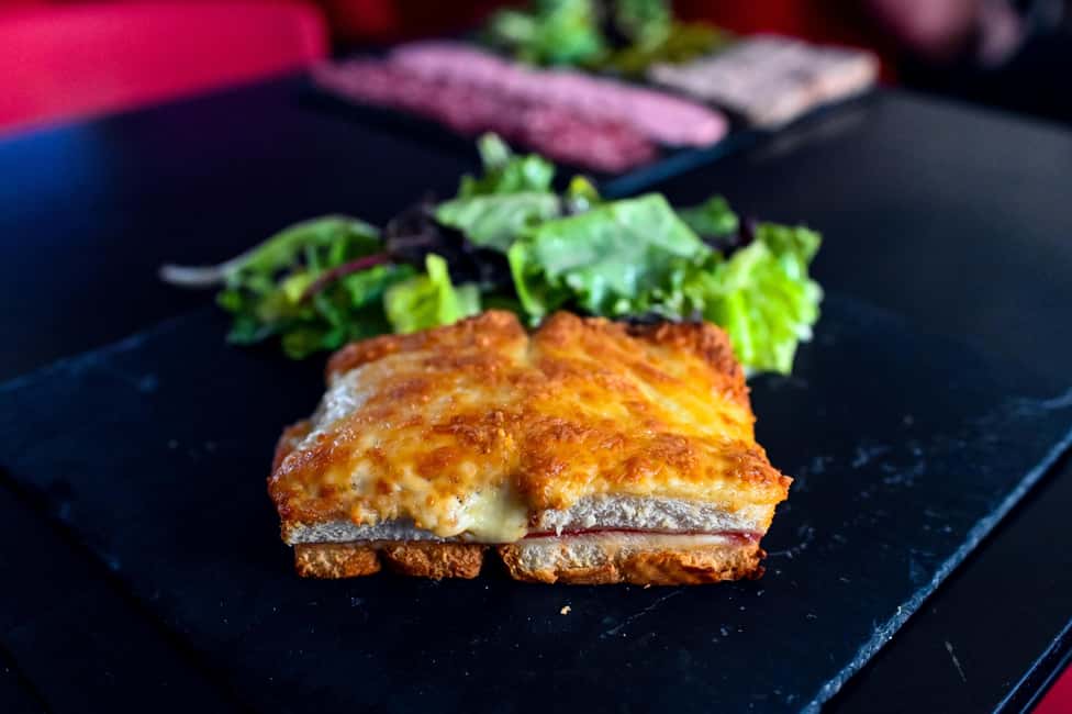 Paris: Le Marais District Food Tour with 10+ Tastings & Wine - Price and Value: Does $101 Match the Meal You’re Getting?
