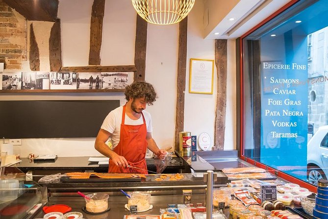 Paris Le Marais District Original Food and Wine Tasting Tour - Meeting at Rue de Bretagne and Setting Your Pace