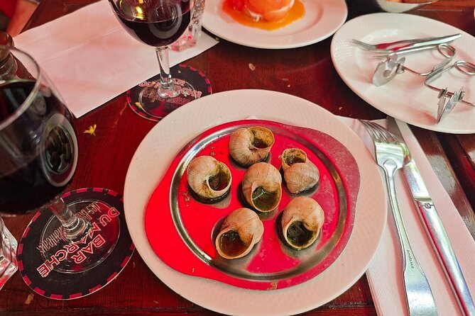 Paris: Le Marais Foodie Tour – French Gourmet Cuisine (Private) - Rue des Rosiers in the Jewish Quarter: falafel, pastries, and stories