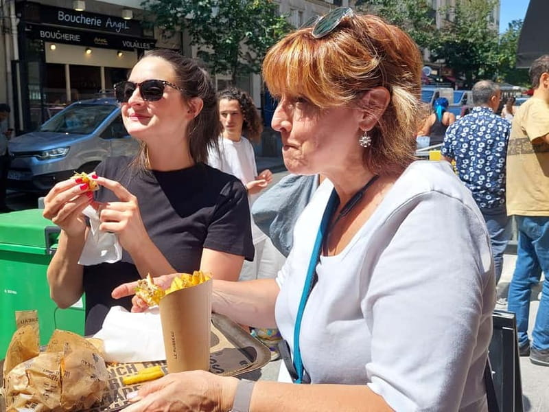 Paris: Le Marais Guided Food Tour with Tastings - The Sweet Stops: Macarons, Chouquettes, Ice Cream, and French Pastry Culture