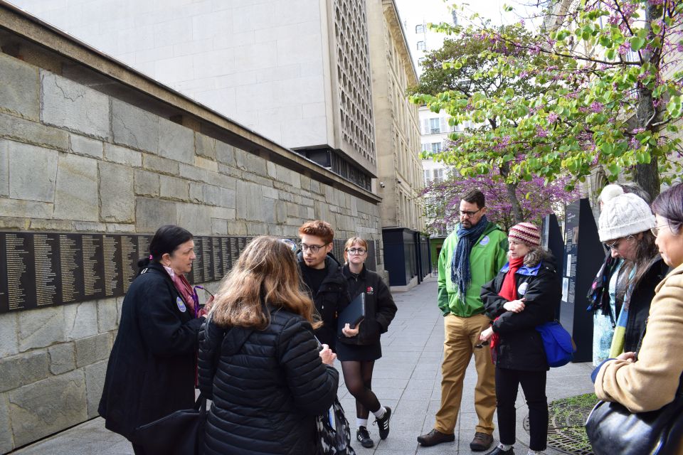 Paris: Le Marais & Montmartre Jewish History Walking Tour - Small-group format and the real value of an $80, 210-minute walk