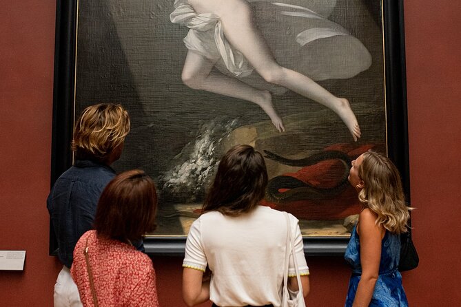 Paris Louvre Essentials Tour (Reserved Entry Included) - How the guide style changes your experience (Clara, Nafiseh, Marie)