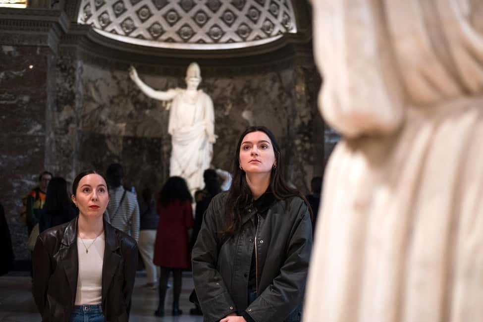 Paris: Louvre Masterpieces Tour with Pre-Reserved Tickets - Who Should Book This Louvre Tour?