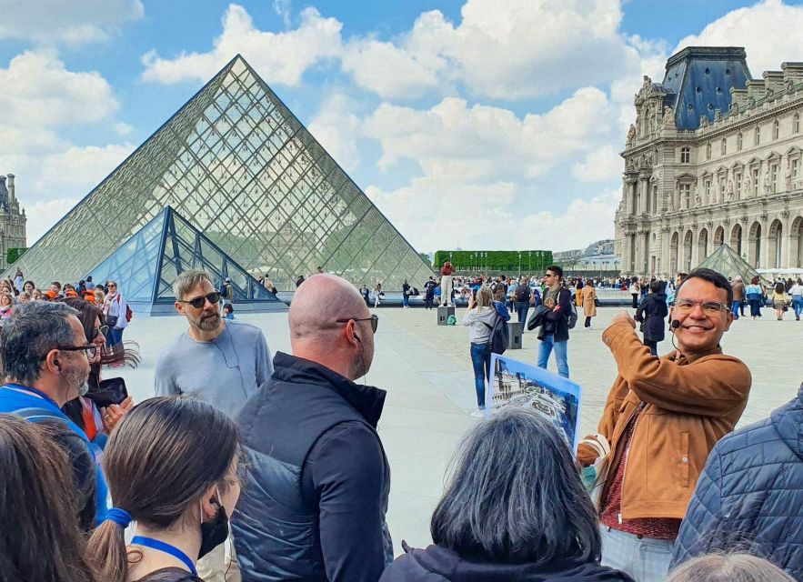 Paris: Louvre Mona Lisa Discovery Guided Tour with Ticket - Pace and group vibe: where small-group touring really pays off