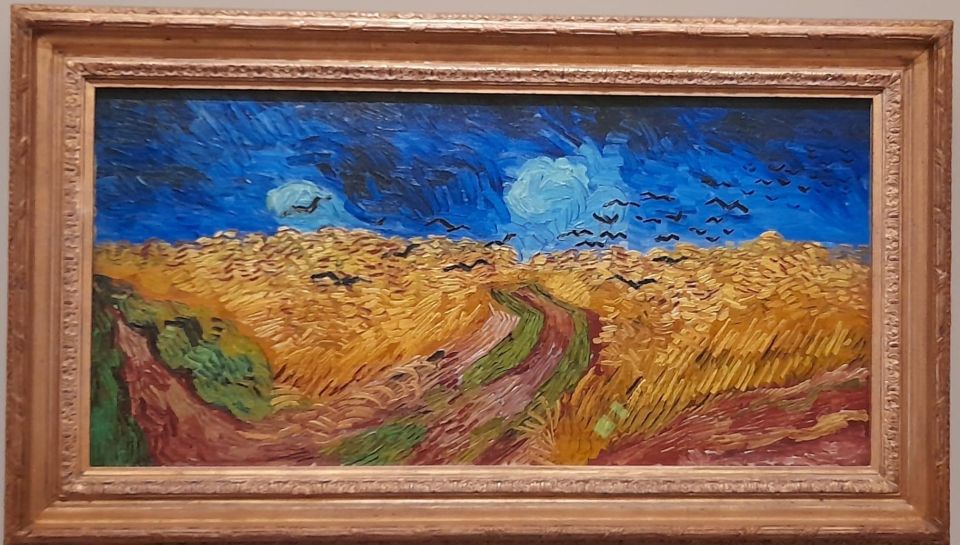 Paris: Louvre Museum and Orsay Museum Guided Tour - The pace, crowds, and physical demands
