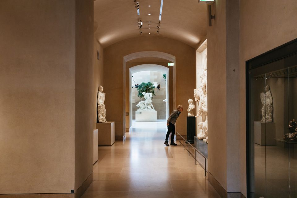 Paris: Louvre Museum Entry Ticket With Host and River Cruise - How This Louvre + Seine Package Changes Your Day