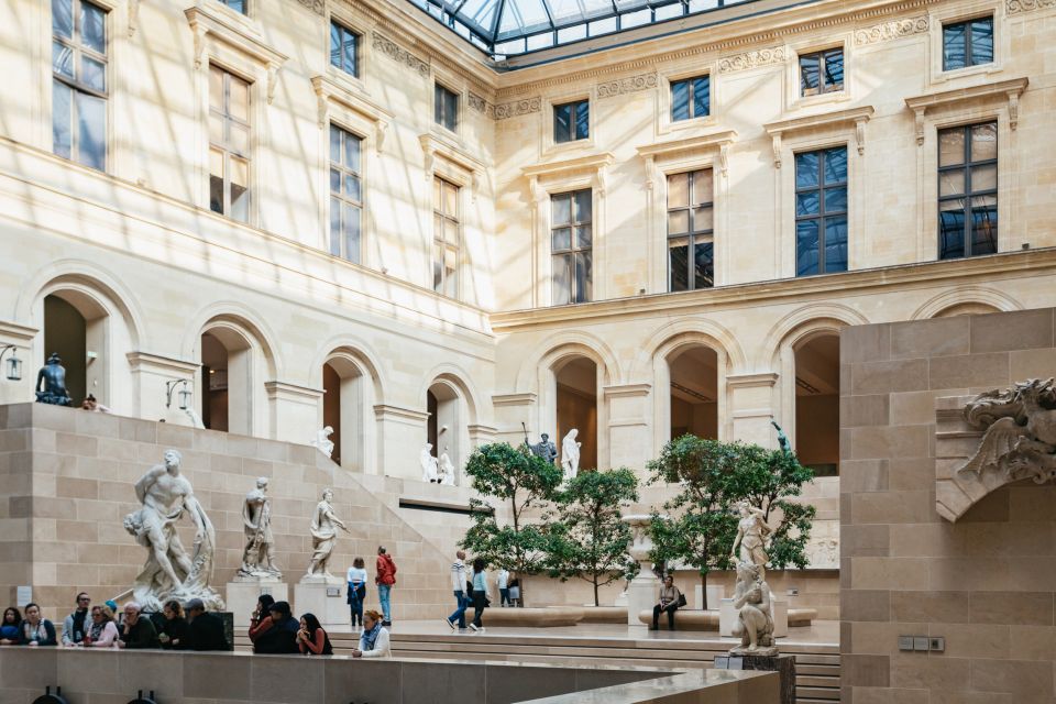 Paris: Louvre Museum Entry Ticket With Host and River Cruise - Inside the Louvre: What Scheduled Access Buys You (and What It Doesn’t)
