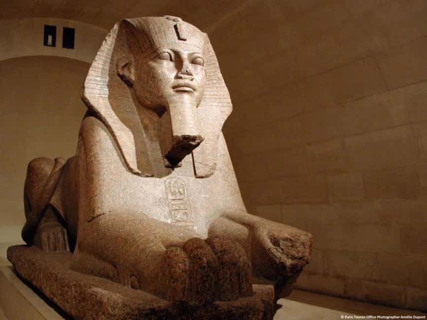 Paris: Louvre Museum Hosted Entry & Masterpieces Audio Guide - Price Check: Is $81 Good Value for This Louvre Day?