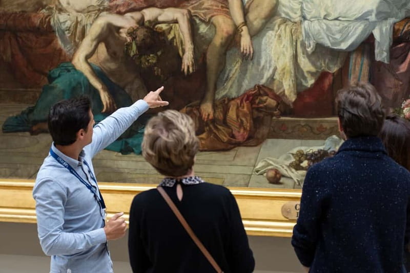 Paris: Louvre Museum Masterpieces Private Small Group Tour - Key things to know before you go