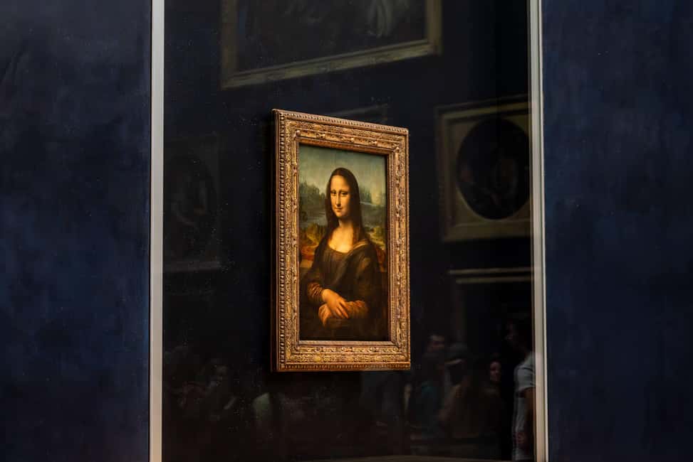 Paris: Louvre Museum Masterpieces Private Small Group Tour - Who should book this tour (and who might not)