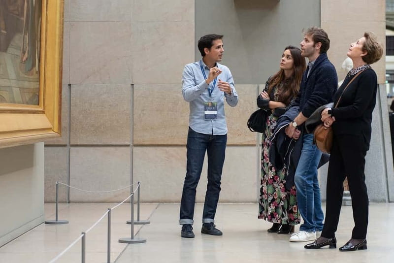 Paris: Louvre Museum Masterpieces Private Small Group Tour - Why a 2.5-hour Louvre intro works