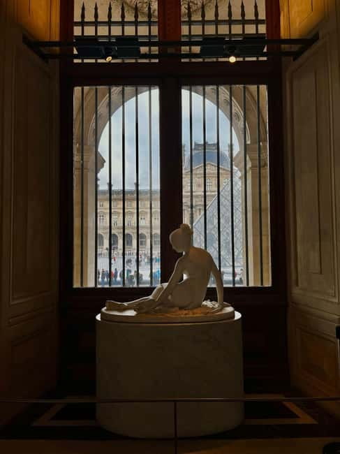 Paris: Louvre Museum Skip-the-Line Tickets for Monalisa - The Mona Lisa focus, plus a few big-name backups