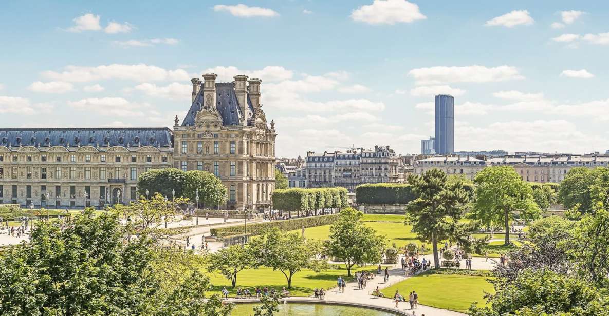 Paris: Louvre Private Family Tour for Kids + Reserved Entry - Key things to know before you book