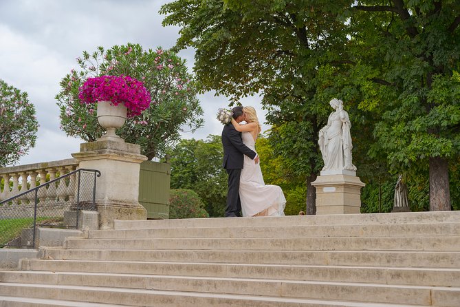 Paris Luxembourg Garden Wedding Vows Renewal Ceremony with Photo Shoot - Photographing the gardens and Musée du Luxembourg