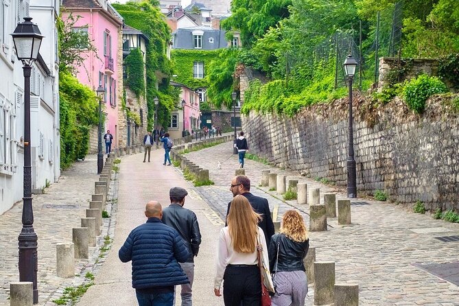 Paris Montmartre Free Walking Tour in English - Le Blute-Fin and Le Moulin de la Galette: Old Windmills With New Meaning