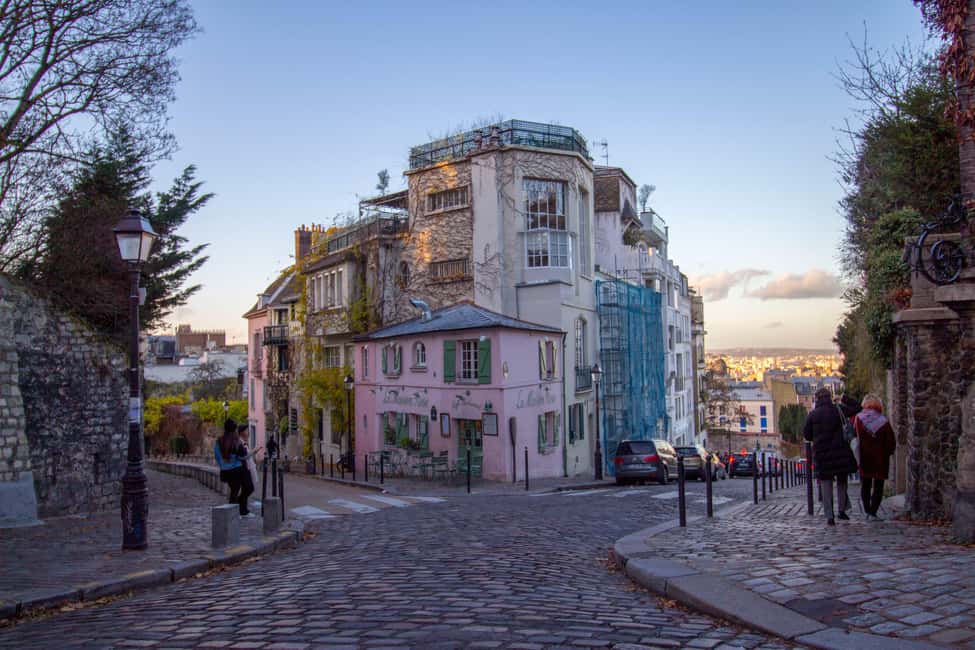 Paris: Montmartre Guided Walking Tour - Twilight 6:30 PM: when Montmartre shifts from tourist mode to local mode