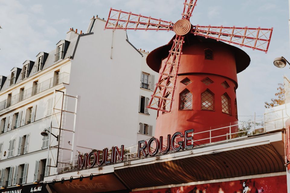 Paris Montmartre Highlights Walking Tour - Small Group - What the $64 Price Delivers