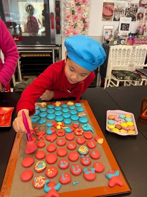 Paris: Montmartre Macaron Baking Workshop - Macaronage practice and piping bag basics (yes, this is where most people struggle)